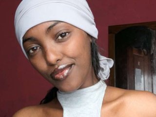 Chat vidéo érotique Luna-28