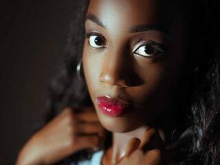 Chat vidéo érotique lunayagger