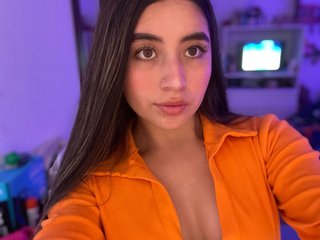 Chat vidéo érotique Lunna-tay