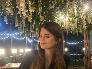 Chat vidéo érotique Alexamucci