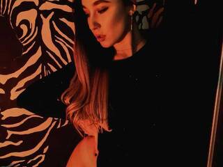 Chat vidéo érotique LuxxurydiamonD