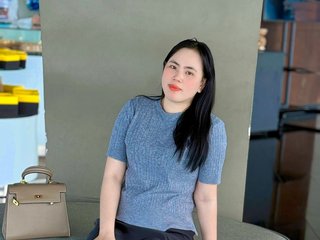 Chat vidéo érotique Lyysuu