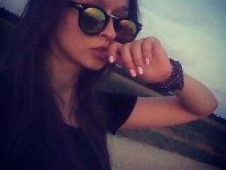 Chat vidéo érotique maddinaa