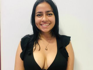 Chat vidéo érotique MaddisonDaniels