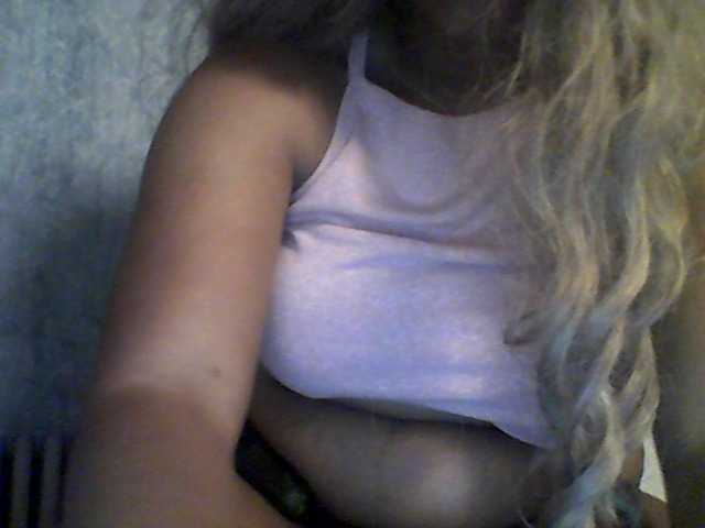 Captures d'écran de diffusion Madlenee