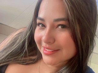 Chat vidéo érotique MadisonGomez