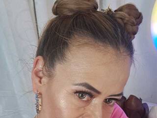 Chat vidéo érotique MAGHENTA