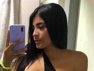 Chat vidéo érotique MagucitaHot