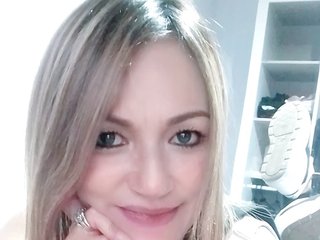 Chat vidéo érotique MaitheMilf