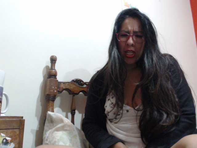 Photos Malishka19 Welcome, come on guys I'm horny, I want to wet my pussy with your tips!