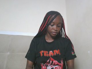 Chat vidéo érotique Mamaapussy