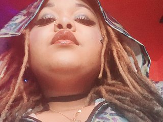 Chat vidéo érotique MamaWitch