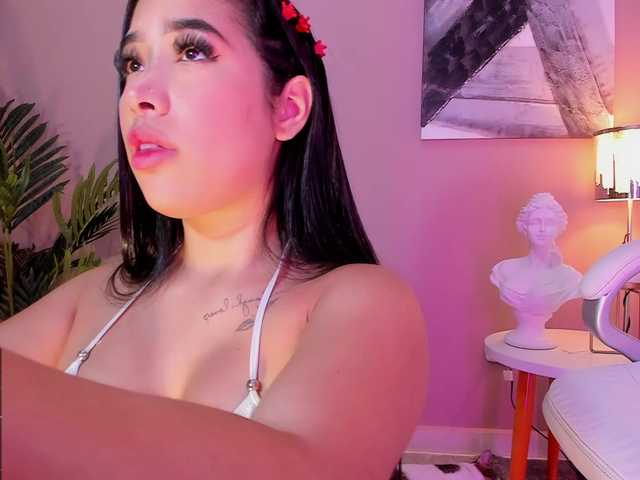 Photos ManuelaFranco Your tongue will make me have a delicious vibe⭐ Fuckme at goal @remain ♥ @PVT Open ♥