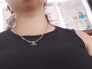 Chat vidéo érotique Mari-kis45