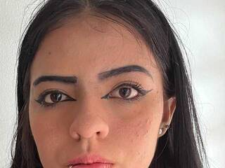 Chat vidéo érotique mariacamila10