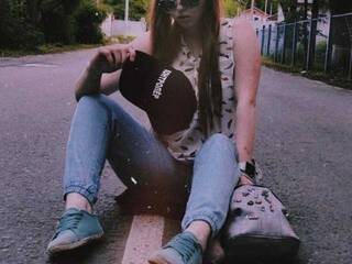 Chat vidéo érotique MarishaHUB