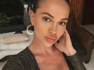 Chat vidéo érotique MATA-HARI1