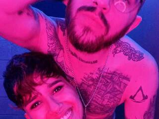 Chat vidéo érotique MattAndStacey