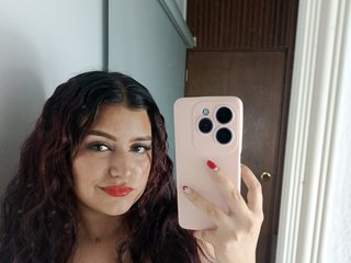 Chat vidéo érotique may-nix