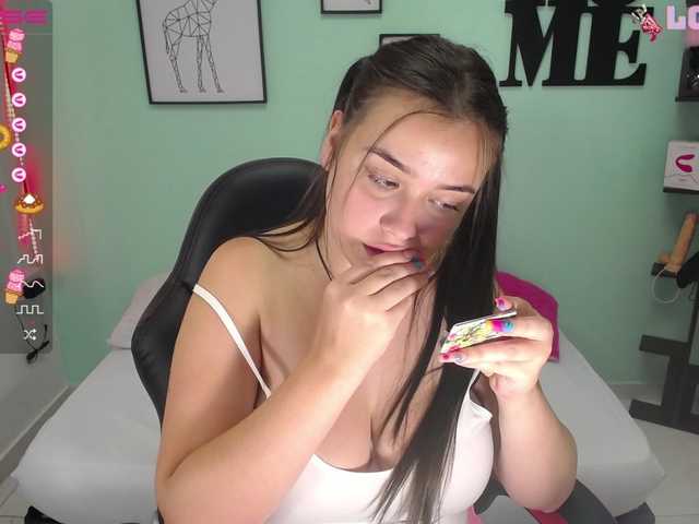 Captures d'écran de diffusion Mayajohnson1