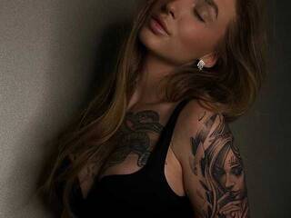 Chat vidéo érotique AnlinaW