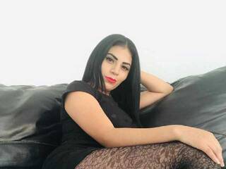 Chat vidéo érotique mellany