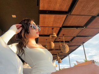 Chat vidéo érotique MelodyRoberts