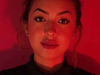 Chat vidéo érotique Melyzamek27