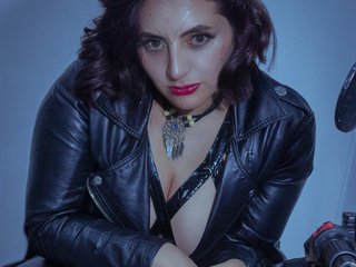 Chat vidéo érotique Merlyna11