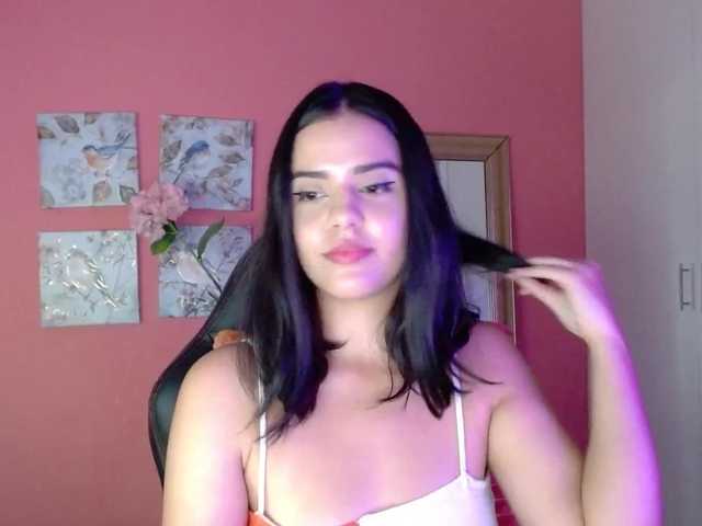 Photos mia-collins Hi guys, thanks to all the people who support my show with tkns, I'm a Latina woman, with a huge bush in my pussy, armpits and anus, if you love natural women I know you'll like it! Please, before using my tip menu, use my Pm or write me in public