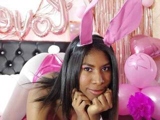 Chat vidéo érotique miaJohnson