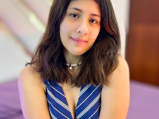 Chat vidéo érotique miaqueen021