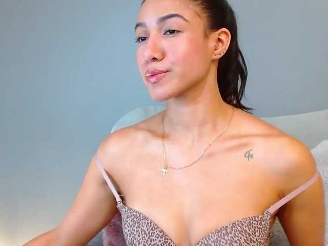 Captures d'écran de diffusion MiaRoa_