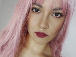 Chat vidéo érotique MiaRouse