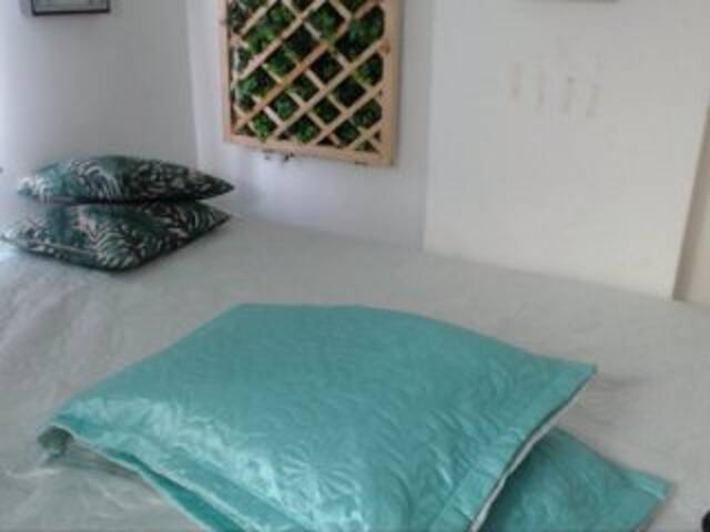 Captures d'écran de diffusion MiaSmiths