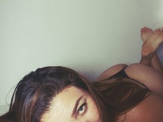 Chat vidéo érotique Miastarx