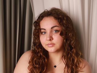 Chat vidéo érotique MichellKiss