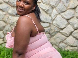 Chat vidéo érotique MichellWillia