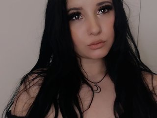 Chat vidéo érotique MikaSnake