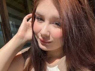 Chat vidéo érotique Milana-Lavv