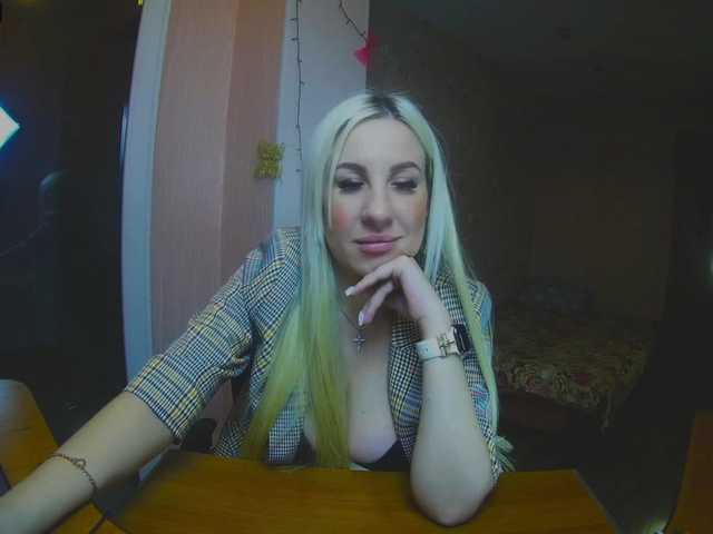 Captures d'écran de diffusion MillaJames