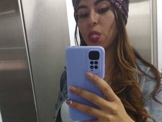 Chat vidéo érotique Milodavies