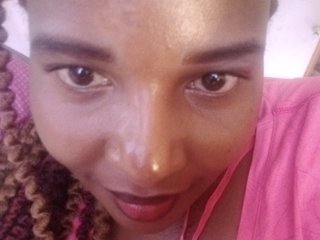 Chat vidéo érotique Mimah