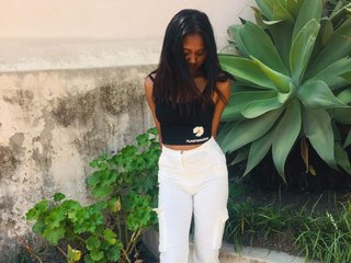 Chat vidéo érotique Miria-111