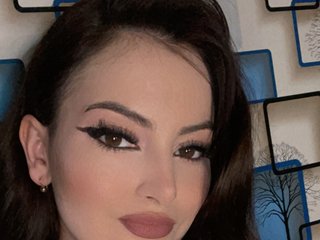 Chat vidéo érotique MinaAngel