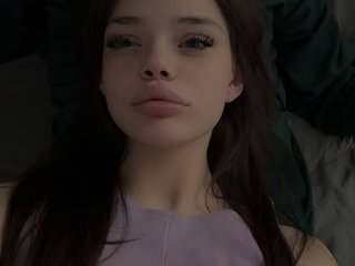 Chat vidéo érotique mini-barbie