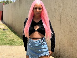 Chat vidéo érotique Miniesquirts