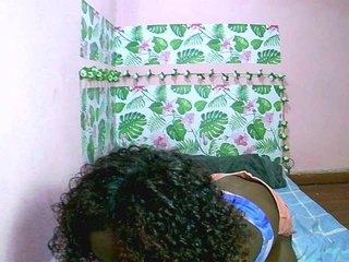 Chat vidéo érotique Miryamiah1