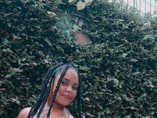 Chat vidéo érotique Misha-ford