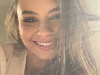 Chat vidéo érotique Miss-Medison